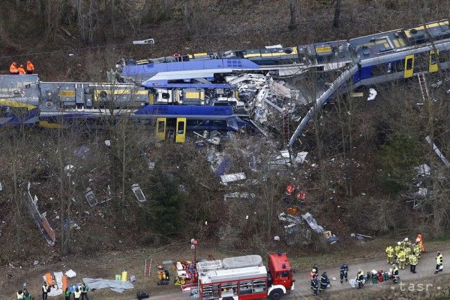 Na 12 sa zvýšil počet obetí železničného nešťastia v Bavorsku
