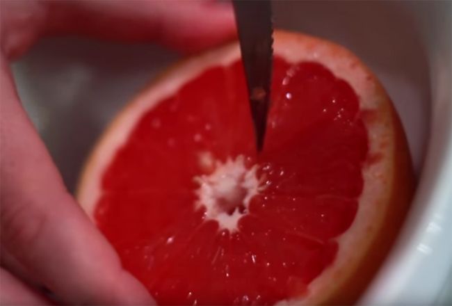 Video: Jednoduchý spôsob, ako jesť grapefruit
