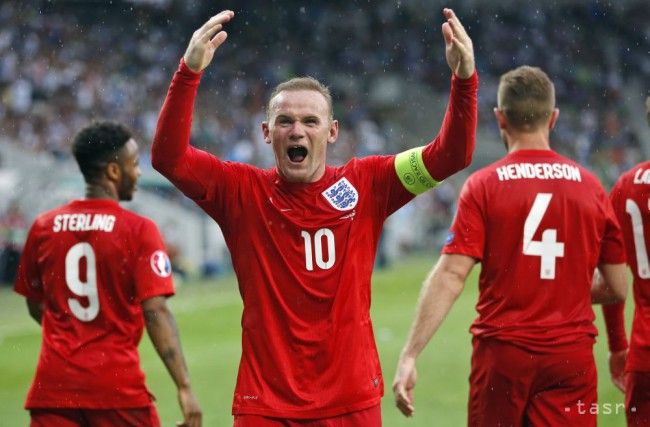 Van Gaal chce dať Rooneymu proti Aston Ville viac minút