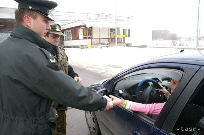 Ľudí žijúcich pri hraniciach s Ukrajinou Schengen obmedzuje