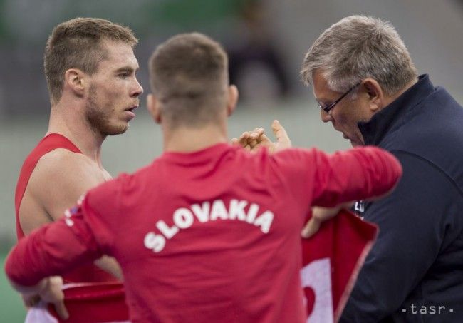 Zápasníci Jakus, Ollé i Matejov bez miestenky do Ria