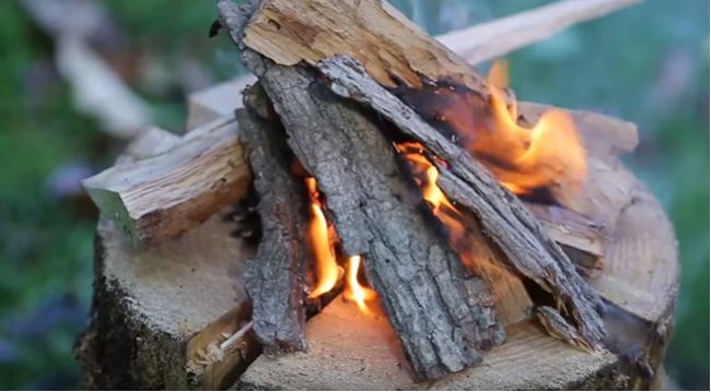 Video: Premeňte peň stromu na gril 