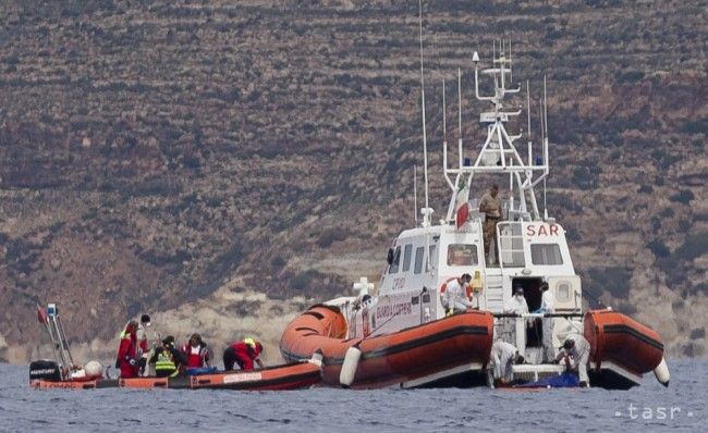Taliansko chce vyzdvihnúť z morského dna loď s telami migrantov