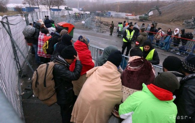 Agentúra Stratfor: S príchodom jari sa zvýši v Rakúsku nápor migrantov