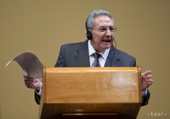 R. Castro zostane na čele Komunistickej strany Kuby ďalších päť rokov
