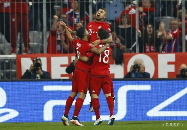Bayern postúpil do finále Nemeckého pohára, živí šancu na treble