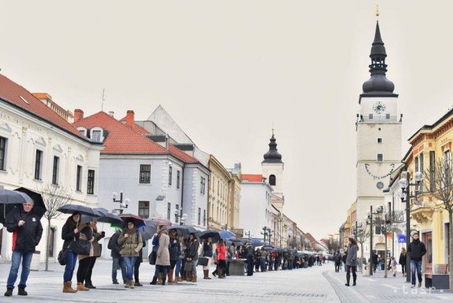 Trnavskú pešiu zónu bude zdobiť deväťmetrový nápis #TRNAVA