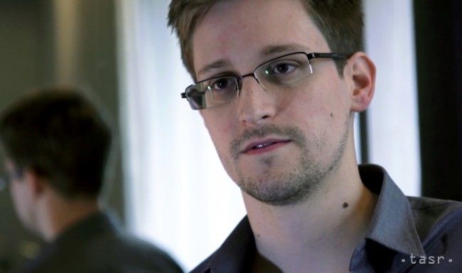 Právnici podali podnet, aby si mohol Snowdeen v Nórsku prevziať cenu