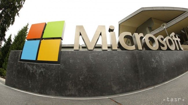 Zisk Microsoftu klesol v 3. kvartáli 2015/2016 takmer o štvrtinu