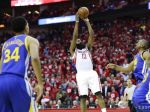 NBA: Houston zdolal Golden State a znížil stav série na 1:2