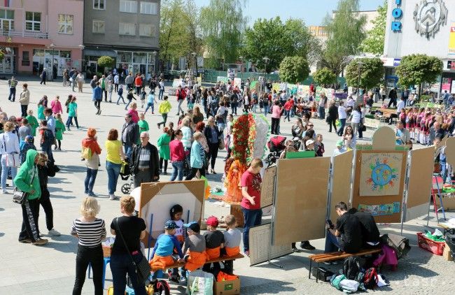 Žiaci zachránili zberom papiera približne 740 stromov