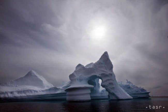 NASA: Riziko roztápania grónskych ľadovcov je väčšie ako predpoklad