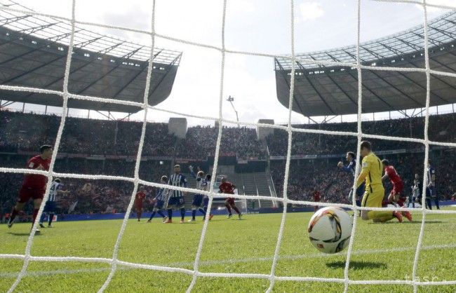 Bayern aj Dortmund v 31. kole vyhrali, Bavori si na titul musia počkať