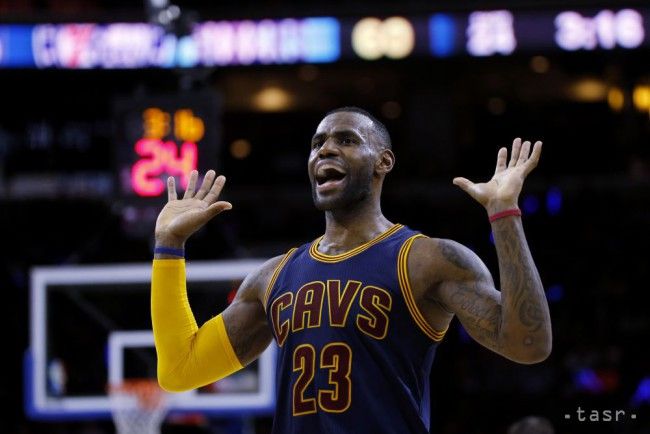 Cleveland a San Antonio do 2. kola, rekordné Golden State