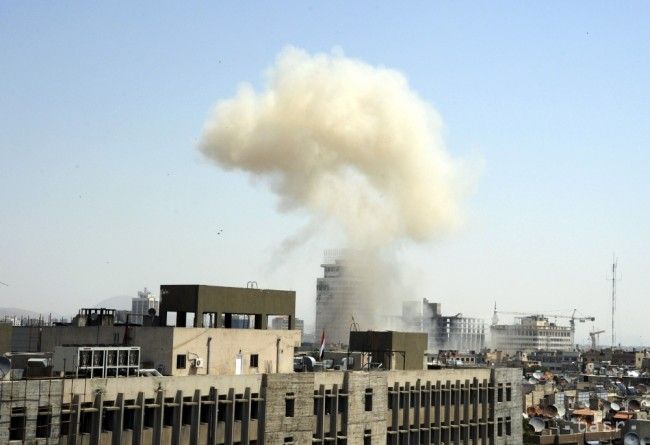 Bomba umiestnená v aute zabila pri Damasku šesť ľudí