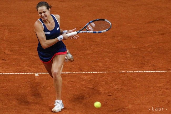 Čepelová postúpila na turnaji v Prahe do druhého kola