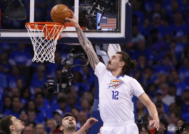 NBA: Oklahoma tretím postupujúcim, v 2. kole ju vyzve San Antonio