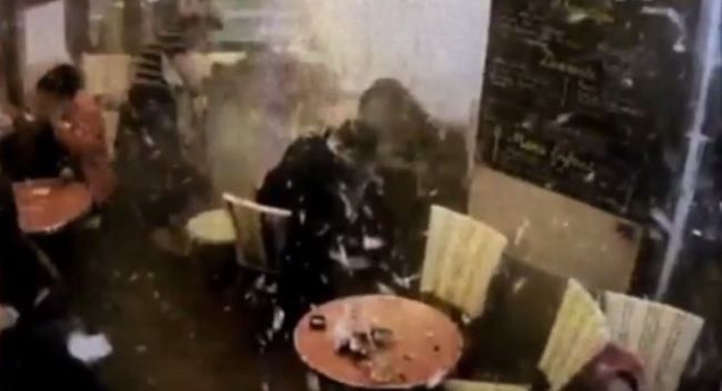 VIDEO: Francúzska televízia odvysielala video z bombového útoku v Paríži