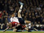 VIDEO: Futbalista Alli udrel súpera, čaká ho trest