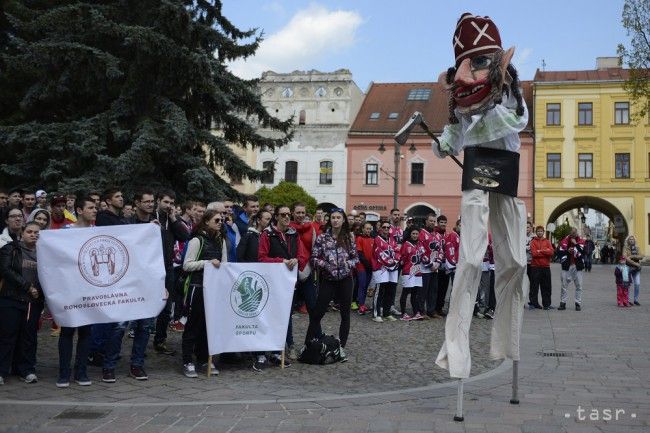 Búchaním na radničnú bránu sa Akademický Prešov dostal do centra mesta