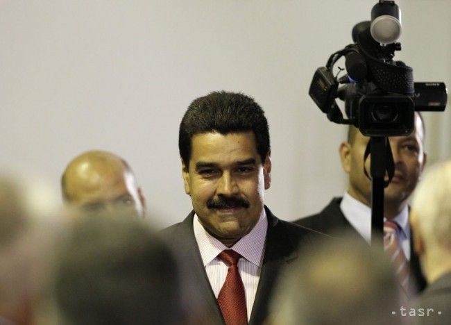 Venezuela skrátila pracovný týždeň na dva dni, nemá elektrinu