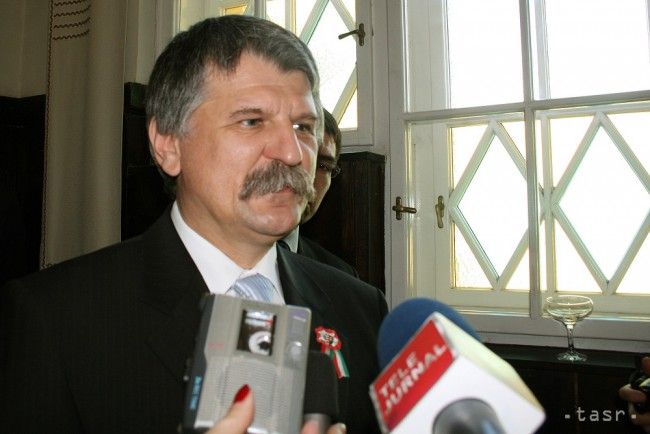 Kövér: Systém povinných kvót nie je vhodný na riešenie migračnej krízy