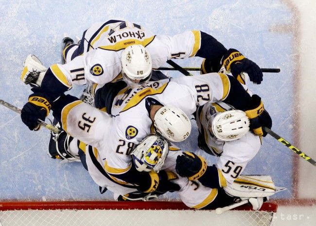 VIDEO: Nashville postúpil do 2. kola, Islanders vyhrali na ľade Tampy