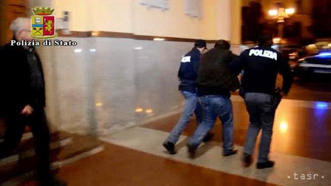Talianska polícia zatkla štyroch sympatizantov Islamského štátu