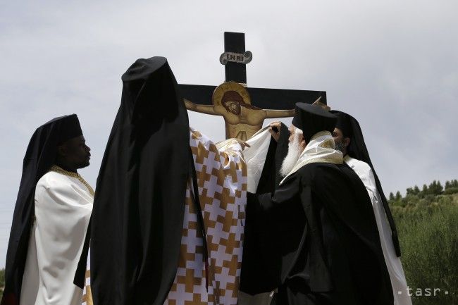 Pravoslávni veriaci si dnes pripomínajú Veľký piatok