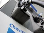 Ropný koncern Chevron sa prepadol do straty