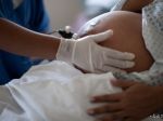 Počet spontánnych potratov u Sloveniek pribúda