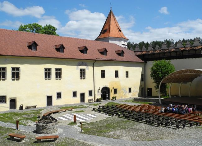 O post hlavného kontrolóra Kežmarku sa uchádza osem kandidátov