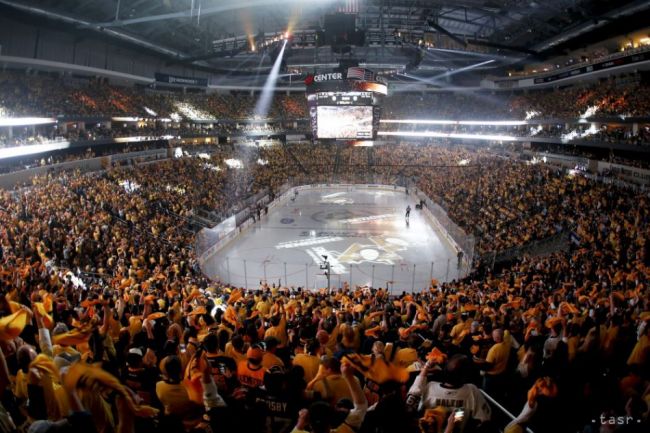 Zámorskú hokejovú ligu NHL môžu rozšíriť o dva tímy