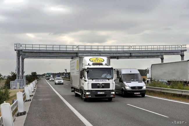 Ministerstvo dopravy s autodopravcami rokuje, dôvod na štrajk nevidí