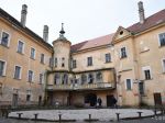 Hlohovecký zámok dostali do prenájmu dobrovoľníci