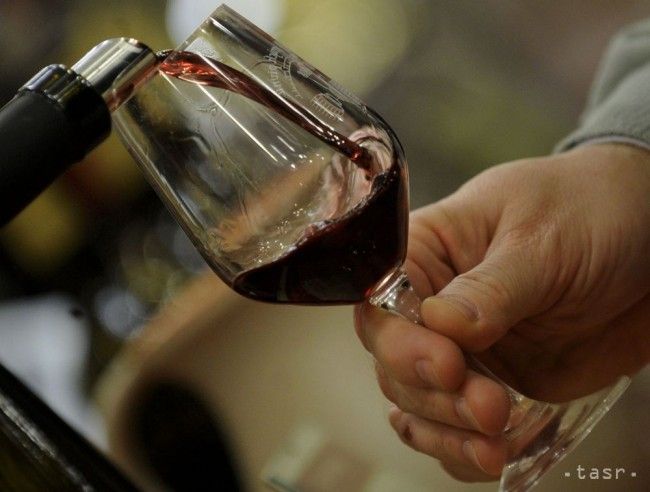 Vínšpacírka trhla rekord, ľudia degustovali vyše 3000 fliaš vína