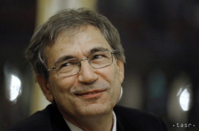 Pamuk: Procesy za urážky tureckého prezidenta majú umlčať disenti