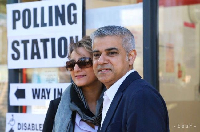 Voľby starostu Londýna pravdepodobne vyhral Sadiq Khan