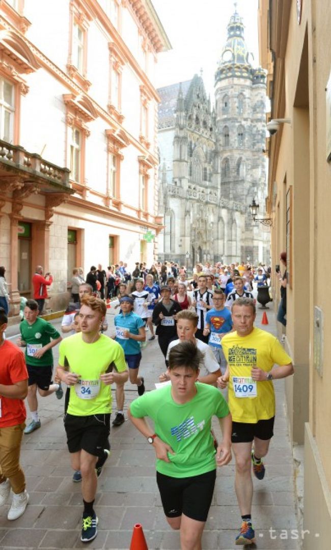 Večerný beh Prešovom vytlačí z centra mesta dopravu