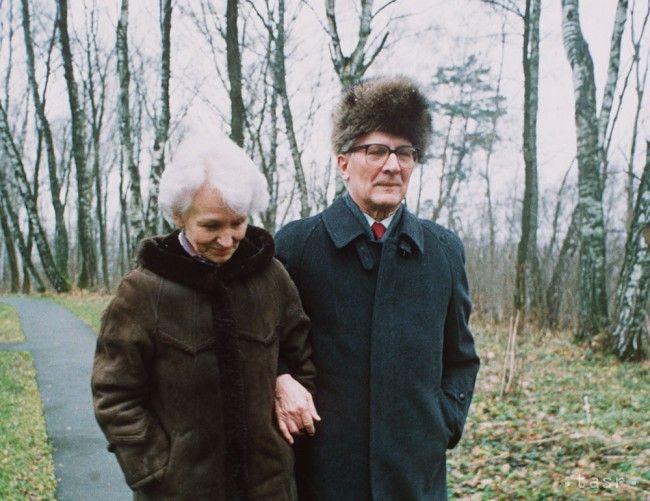 V Čile zomrela vdova po nemeckom predákovi Erichovi Honeckerovi