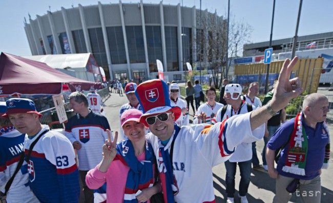 VIDEO:Slovenskí fanúšikovia hráčom verili, na tribúnach vyhrali Maďari