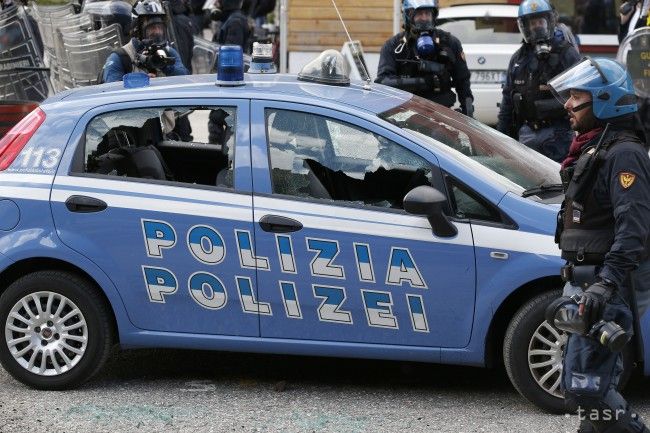 Anarchisti na rakúsko-talianskej hranici zaútočili na policajtov