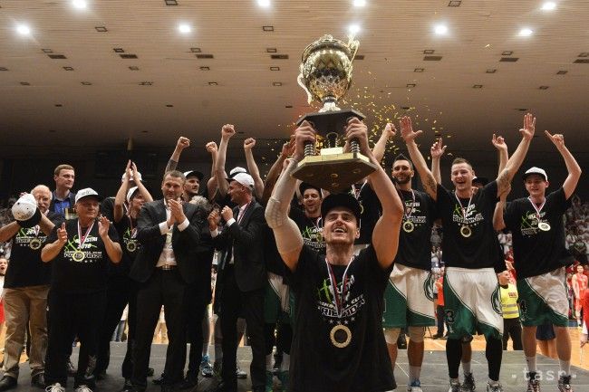 VIDEO:Basketbalisti Prievidze novým majstrom SBL, získali šiesty titul
