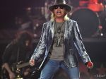 Lisabon zažije Axla Rosea ako frontmana AC/DC