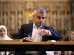 Nový londýnsky starosta Sadiq Khan sa ujal úradu