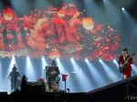 VIDEO: Axl Rose a AC/DC nadchli na koncerte v Lisabone 55.000 divákov