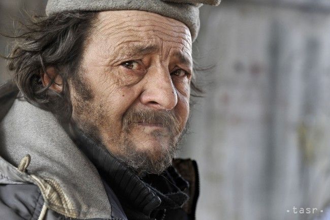 Bratislavská Dúbravka do upratovania zapojí ľudí bez domova