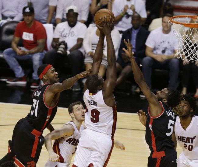 NBA: Golden State zdolalo Portland po predĺžení, v sérii vedie 3:1