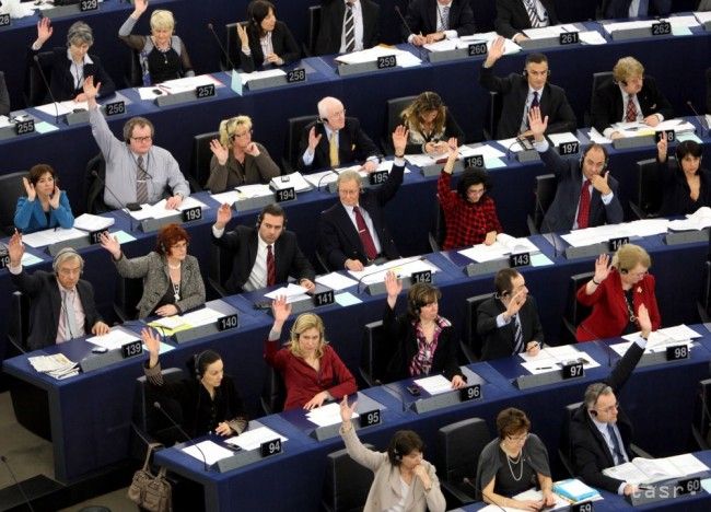 Europarlament žiada Turecko o splnenie kritérií pre uvoľnenie víz