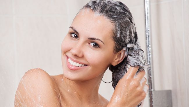 Ako často by sme si mali skutočne umývať vlasy?